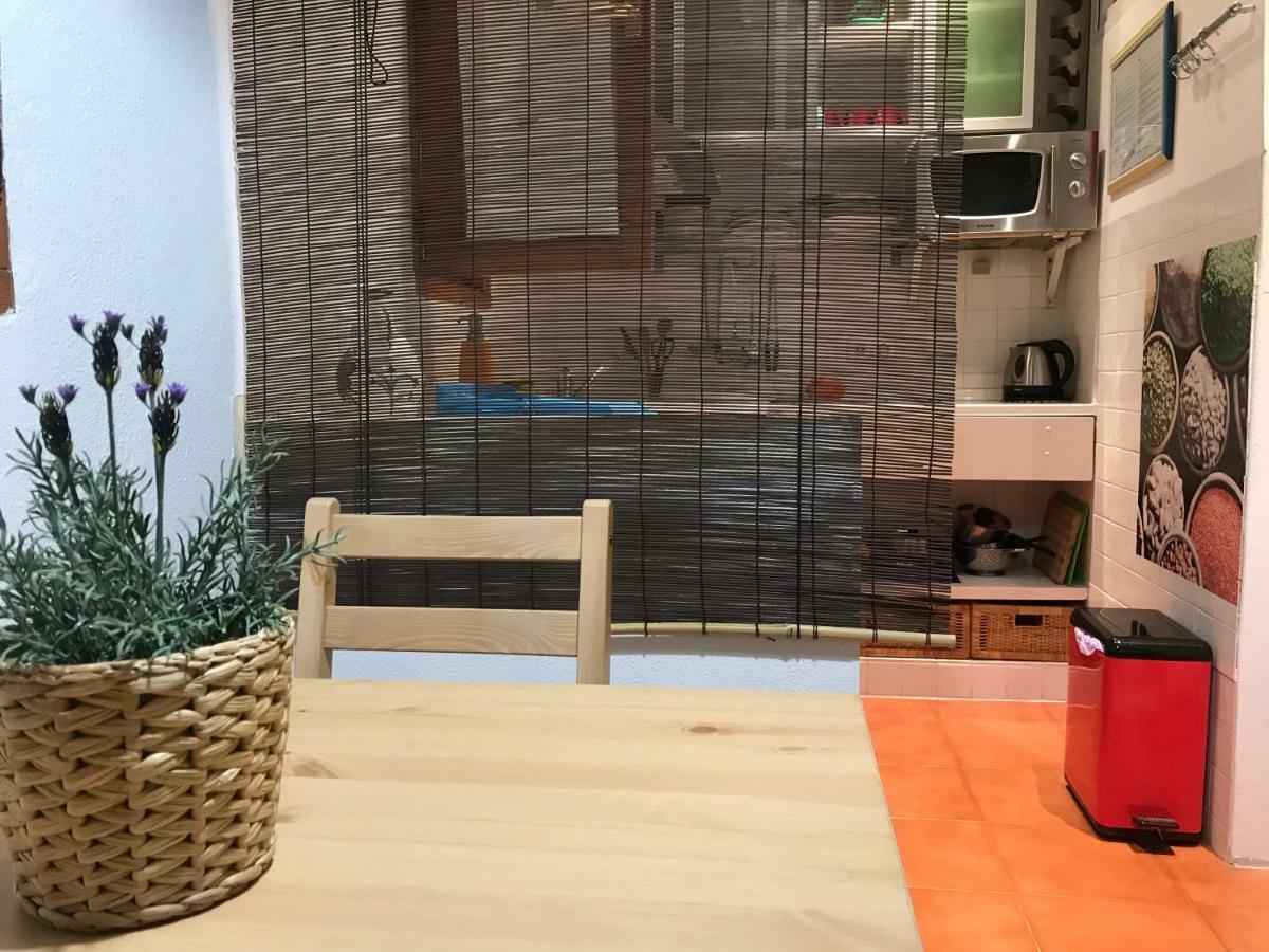 Apartamento En Corrala Madrid Ngoại thất bức ảnh