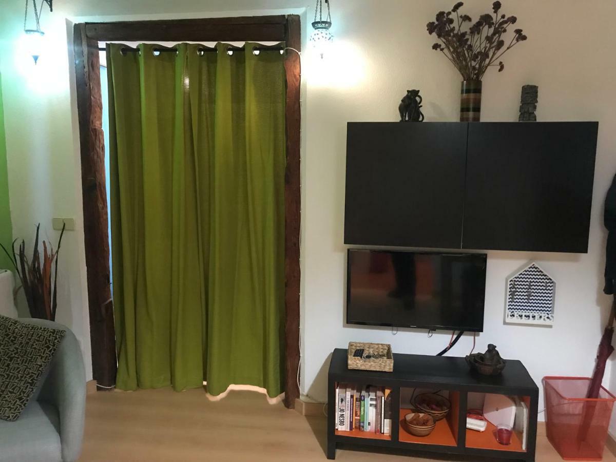 Apartamento En Corrala Madrid Ngoại thất bức ảnh