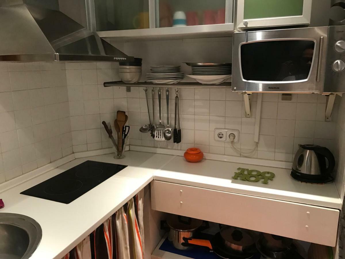 Apartamento En Corrala Madrid Ngoại thất bức ảnh